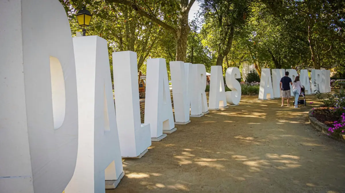 Evento gratuito dedicado aos contos no jardim público de Beja