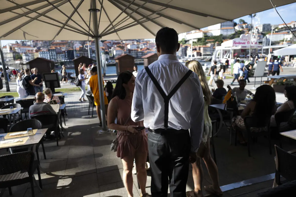 Empresários garantem formação de funcionários