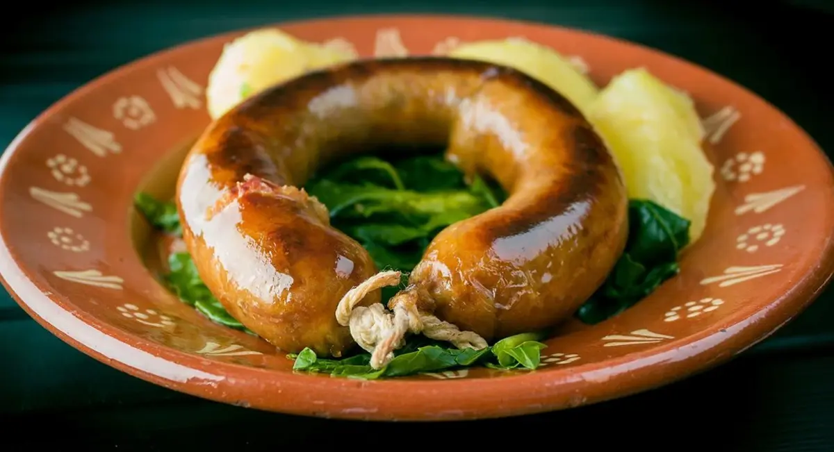 A 26.ª edição da Feira da Alheira decorre durante quatro dias