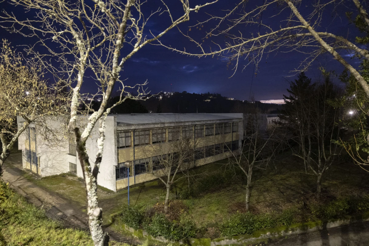 A morte de uma aluna de 16 anos, anteontem, em Seia, fez disparar o alarme em escolas do Norte ao Sul do país