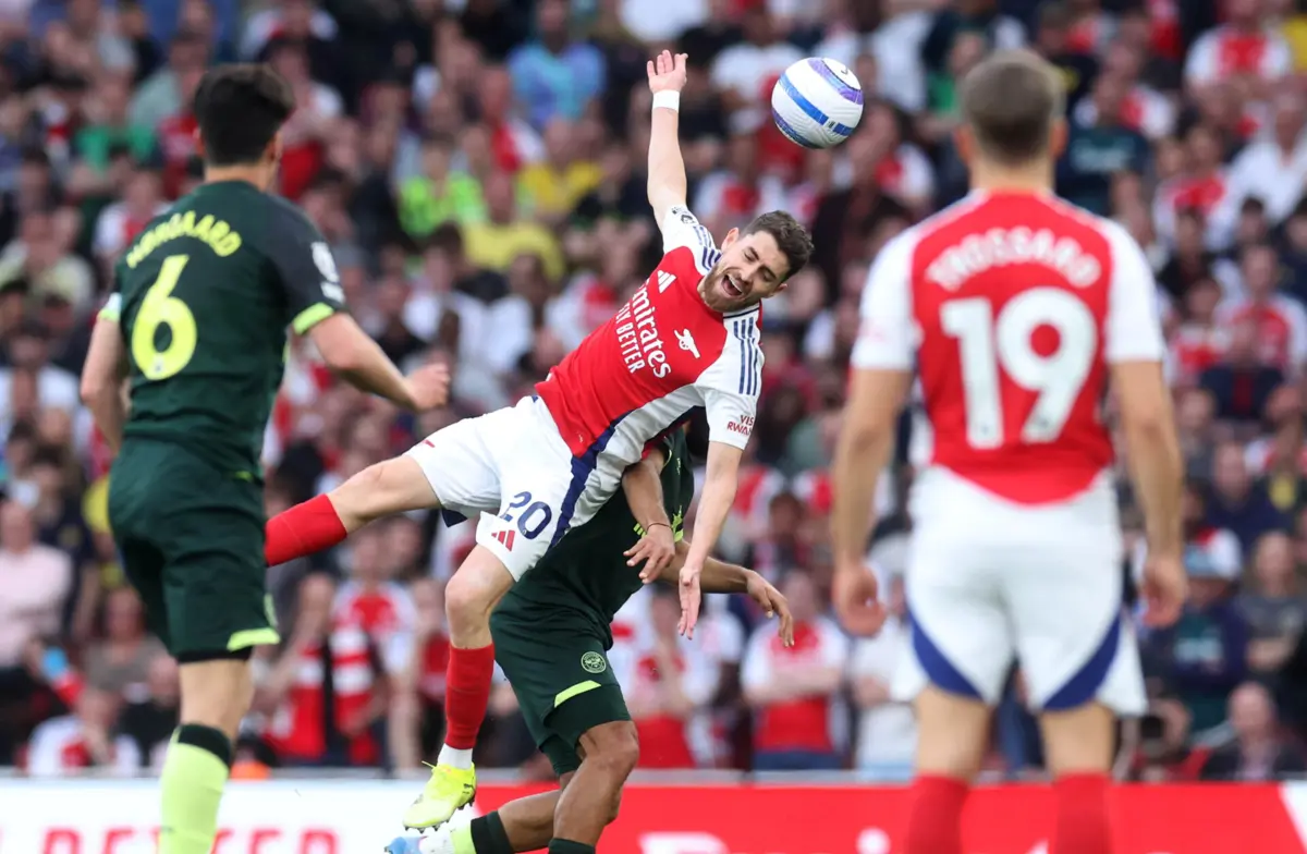 O Arsenal está a dez pontos do Liverpool