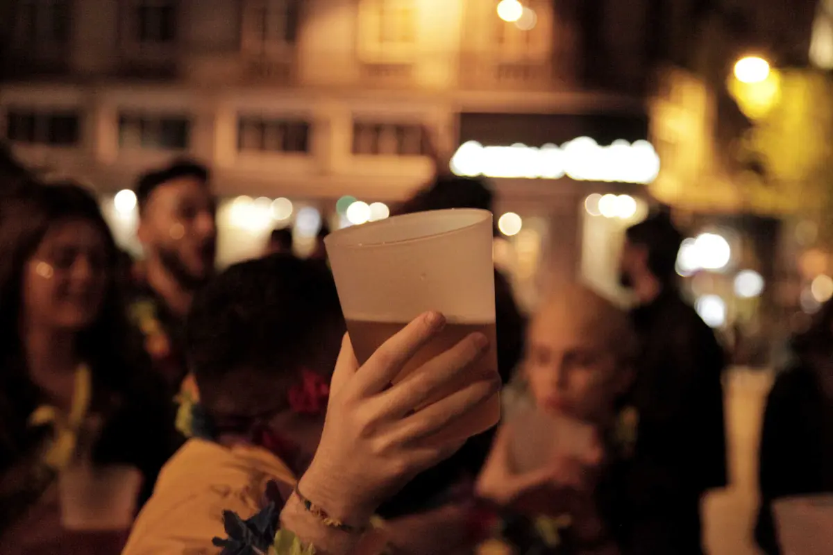 Muitos jovens não têm consciência dos riscos associados aos seus comportamentos, diz médico