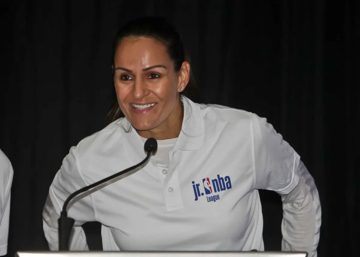 Ticha Penicheiro, ex-basquetebolista portuguesa