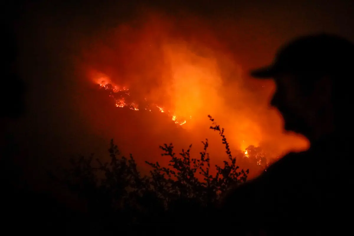 Incêndio de Ponte da Barca deflagrou no sábado à noite