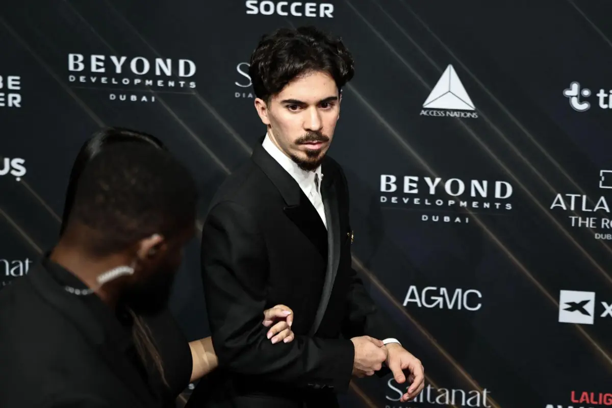 Vitinha considerado o melhor médio do Mundo