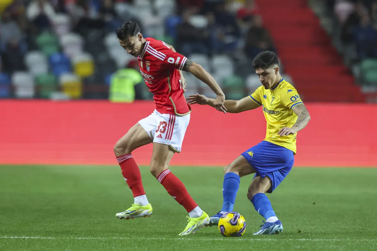 Estoril eliminou o Benfica nos penáltis