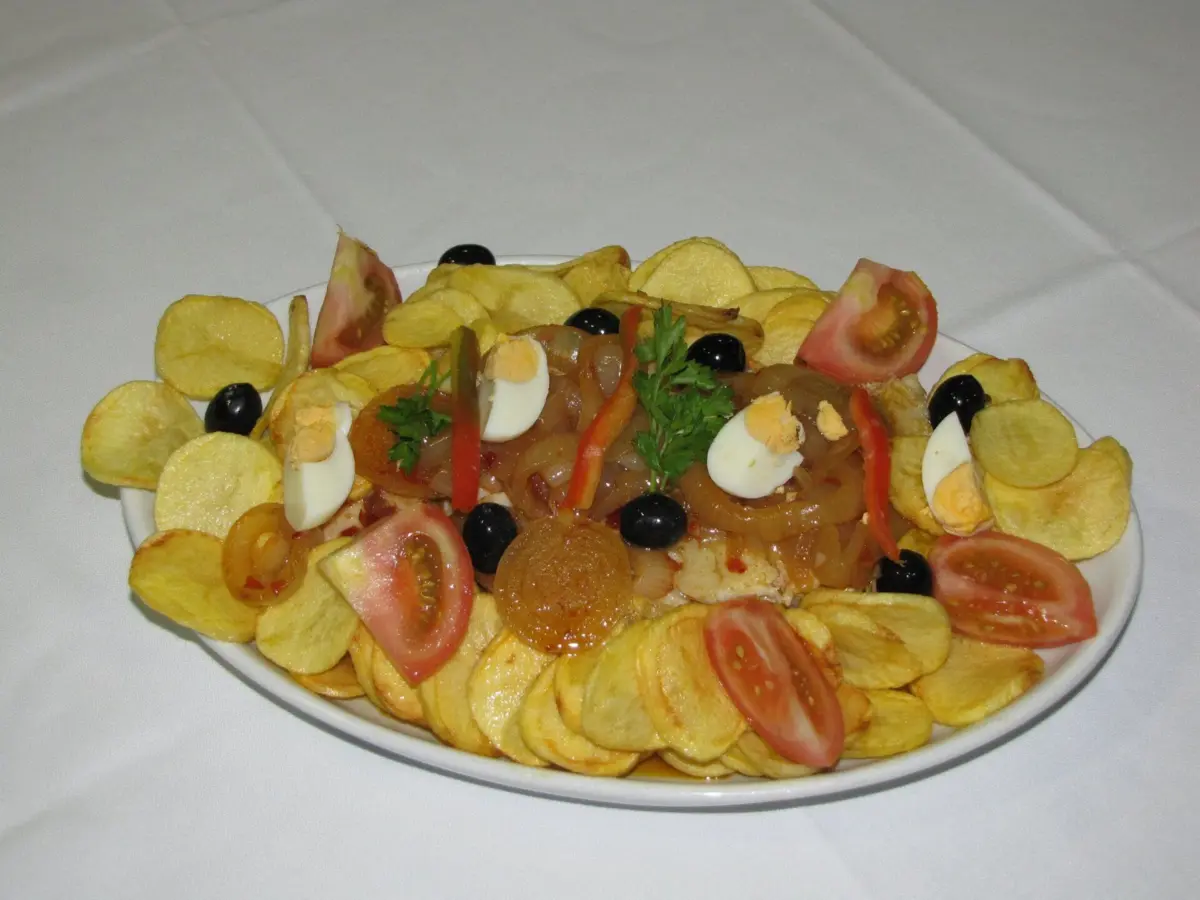 Imagem de contexto do artigo Prato do dia: O princípio do paraíso no Antigo Nora do Zé da Curva, Guimarães