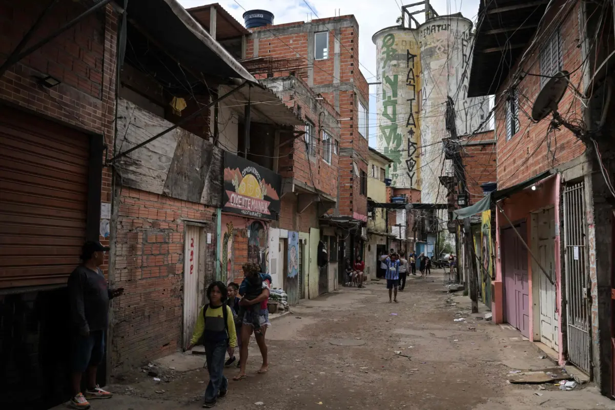 Imagem de contexto do artigo Governo brasileiro lança plano de 720 milhões de euros para urbanizar favelas