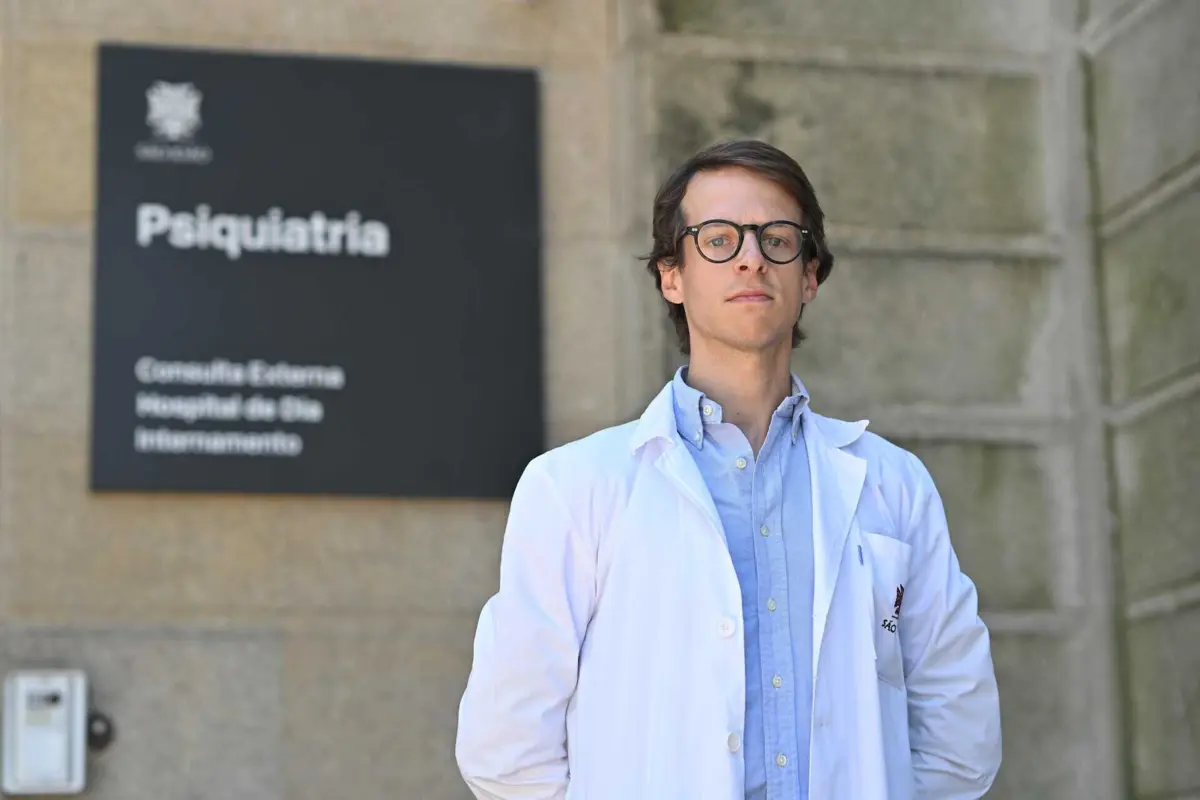 Durante a administração de cetamina, Pedro Sousa Martins estará a monitorizar os doentes