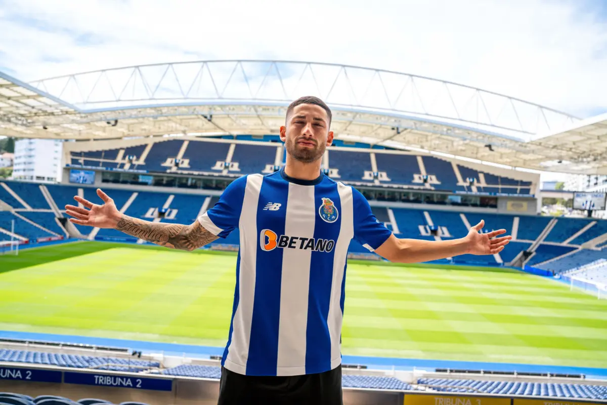 Alan Varela no Estádio do Dragão