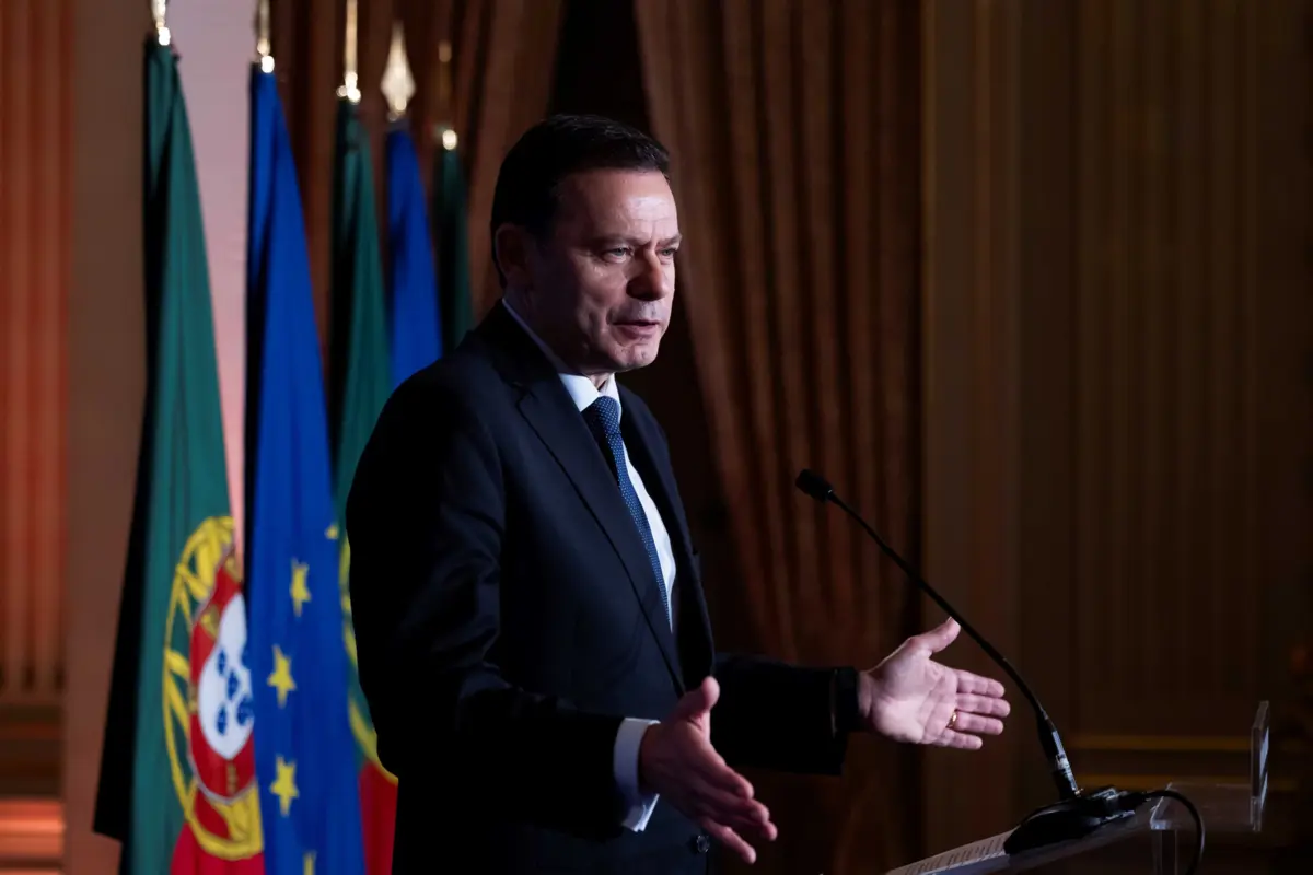 Luís Montenegro, primeiro-ministro