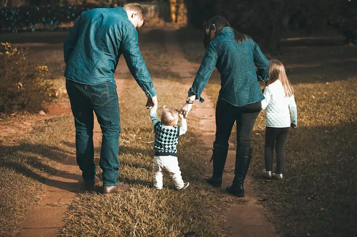 Há muito mais candidatos do que crianças a adotar