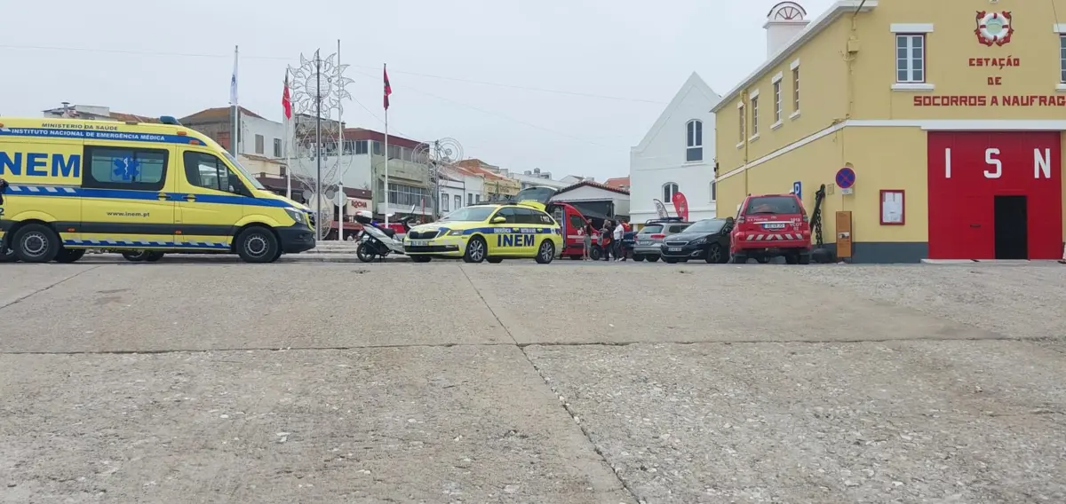 Imagem de contexto do artigo Entrou em paragem cardiorrespiratória enquanto praticava mergulho