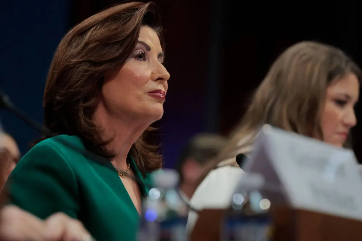 A governadora do estado de Nova Iorque, a democrata Kathy Hochul