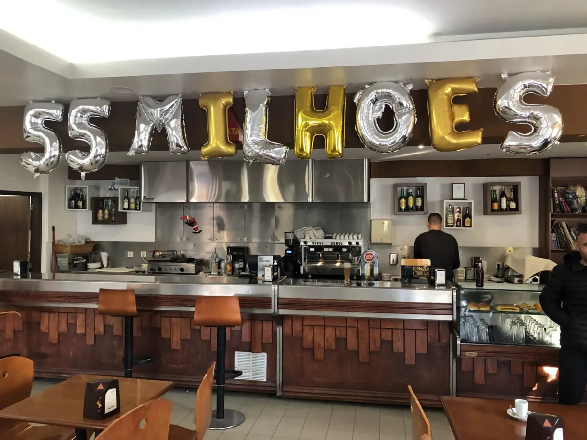 O café onde saiu o prémio fica situado na Rua Fresca, em Leça da Palmeira