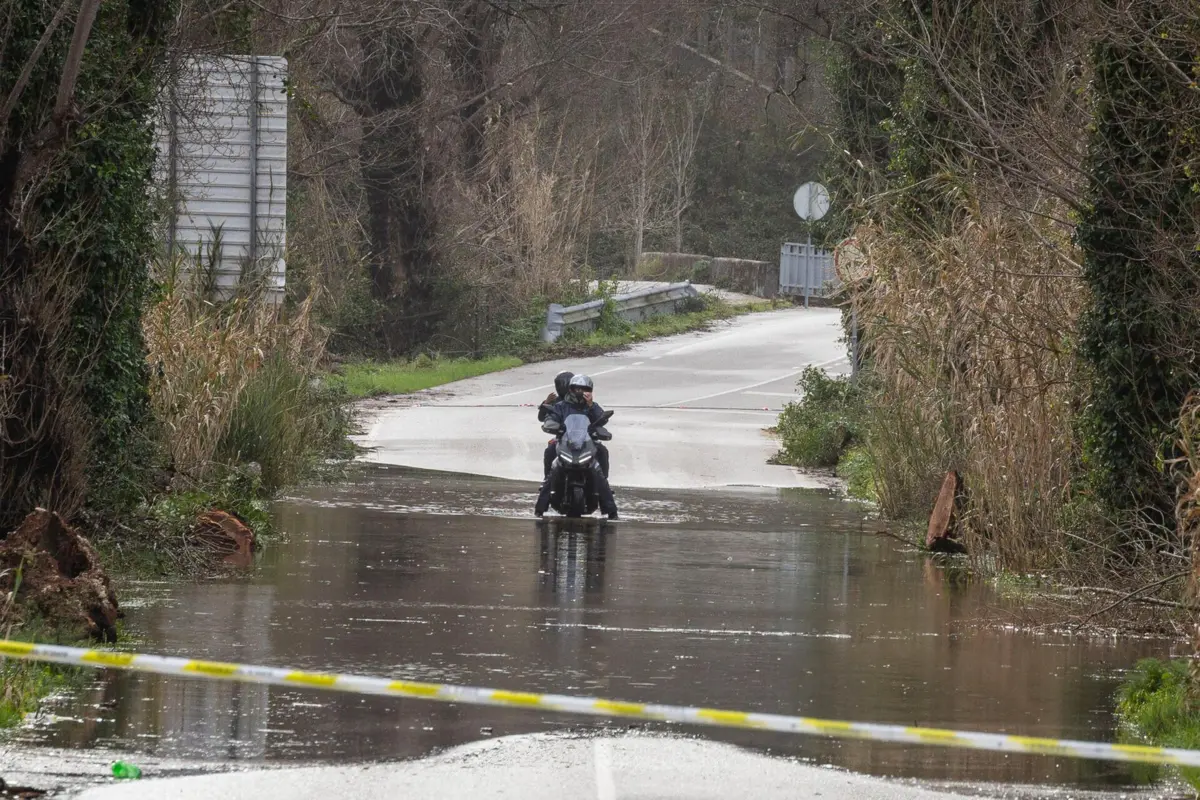 Previsão de chuva aumenta risco de cheias com aumento do caudal do rio Mondelo