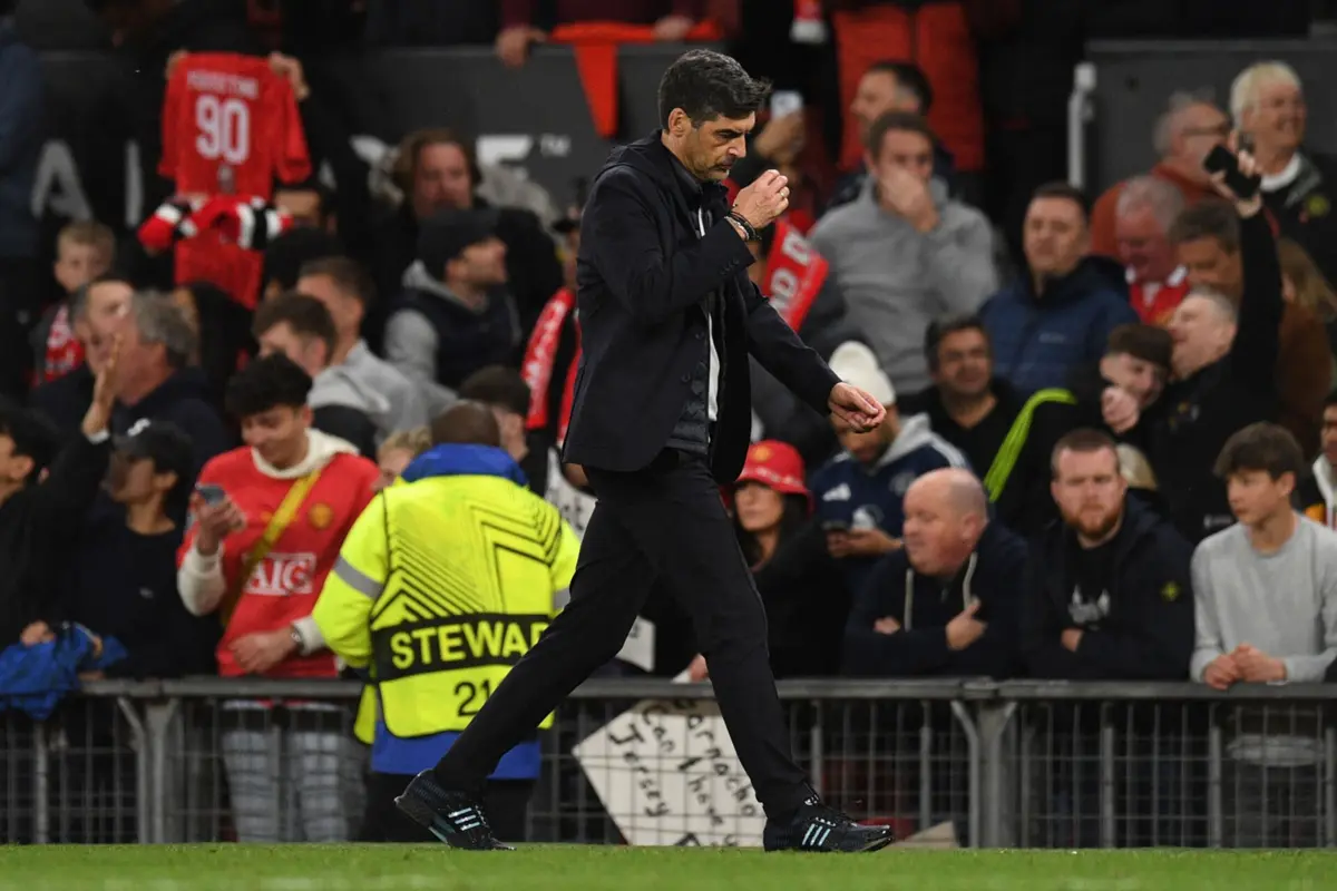 Imagem de contexto do artigo Lyon, de Paulo Fonseca, despromovido à segunda divisão francesa por motivos financeiros