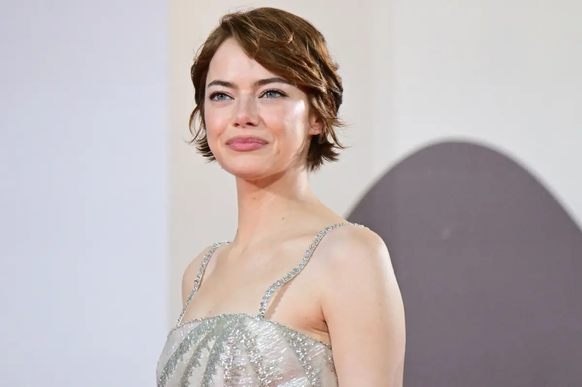 No Festival de Cinema de Veneza, atriz norte-americana Emma Stone surpreendeu ao falar de vida extraterrestre