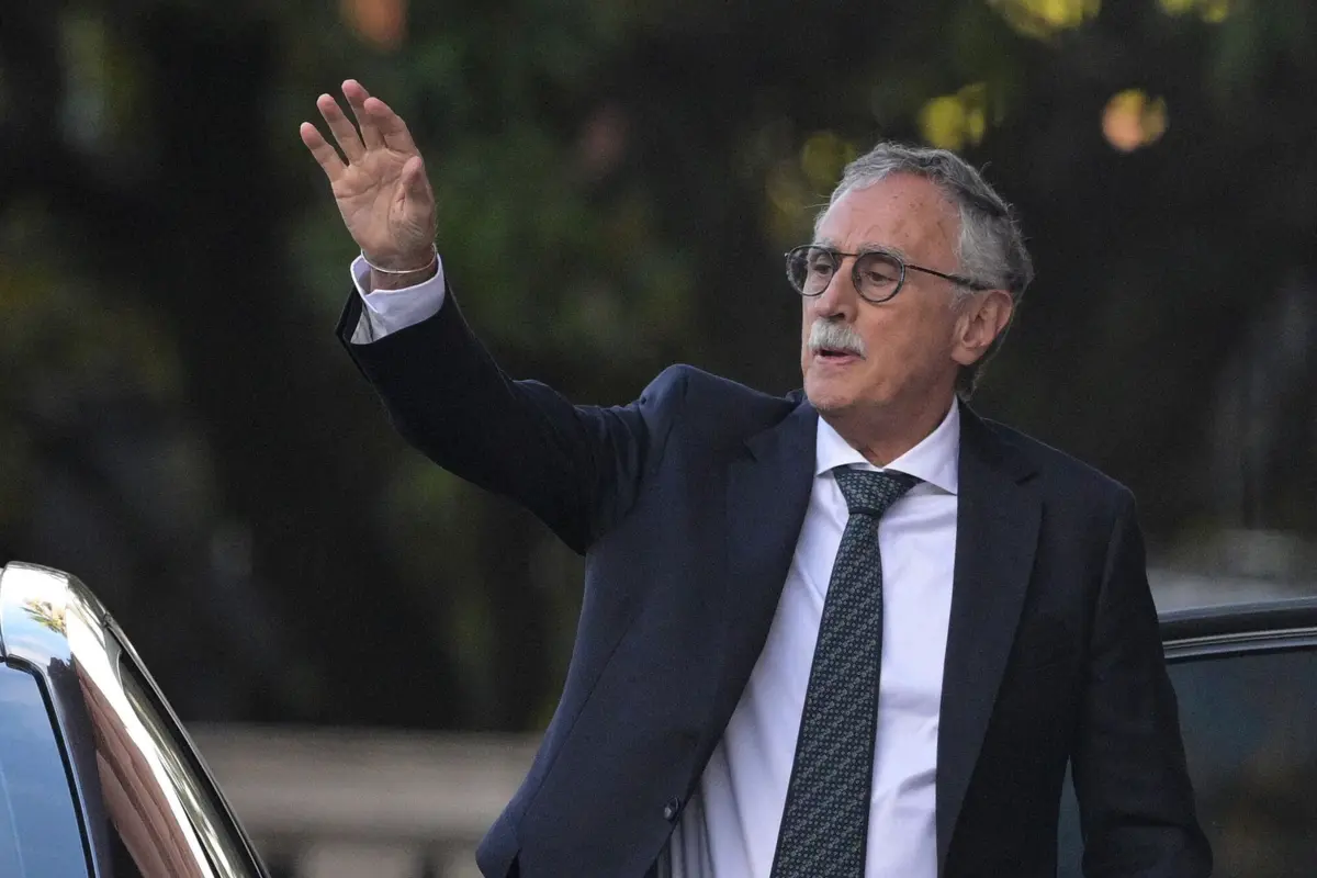 O ministro da Saúde argentino Mario Lugones