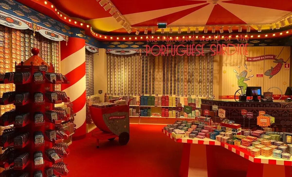 Imagem de contexto do artigo Sardinhas tornam-se tendência de verão nos EUA e loja portuguesa atrai atenções