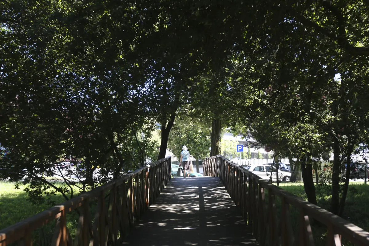 Três homens apanhados depois de assaltarem um cidadão no Parque do Carriçal