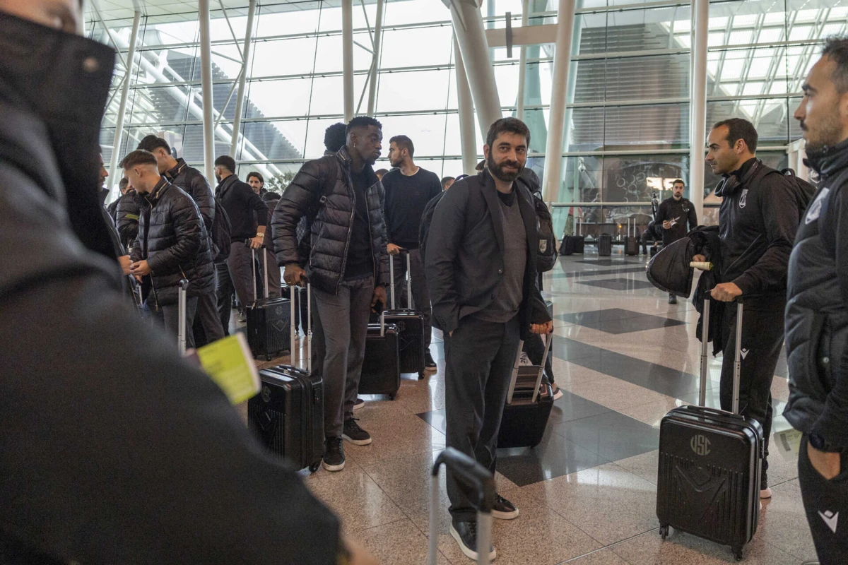 Comitiva do V. Guimarães já partiu para Sevilha