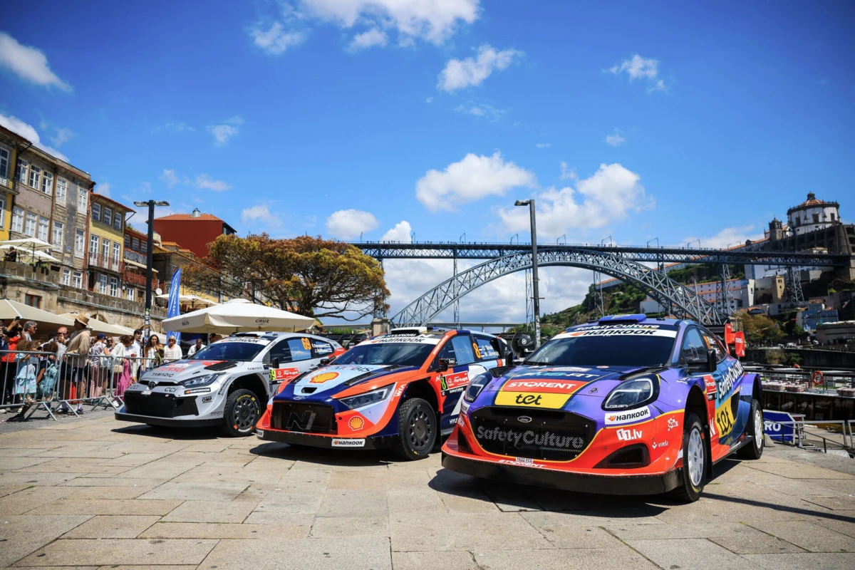 As máquinas do WRC estiveram na Ribeira do Porto