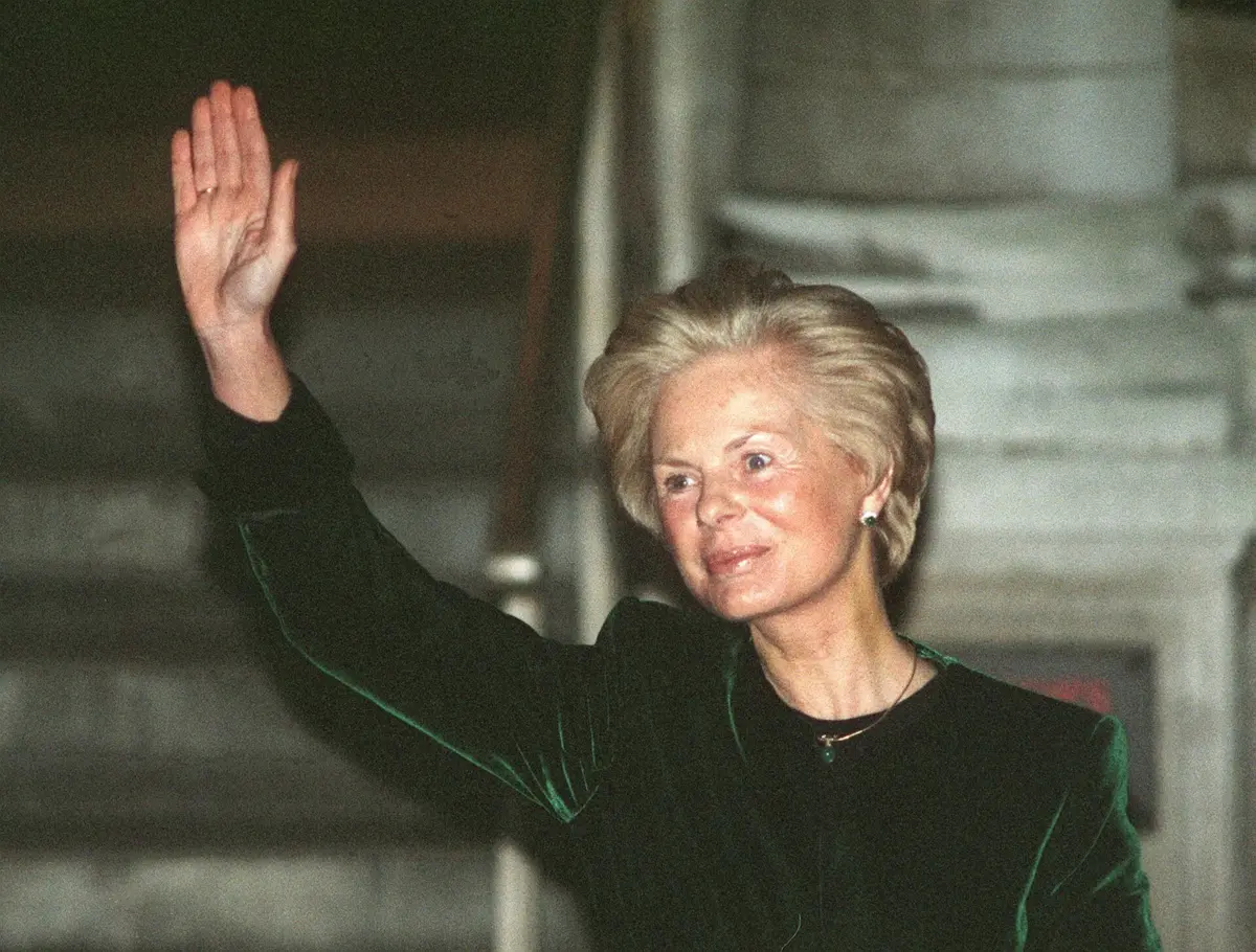 A Duquesa de Kent entregava os troféus aos vencedores de Wimbledon