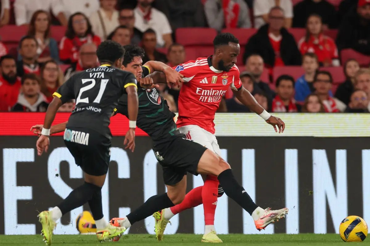 Lukebakio desequilibrou e marcou o segundo golo das águias aos 83 minutos, tranquilizando a Luz