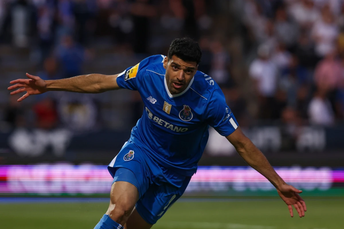 Taremi interessa aos "red devils"