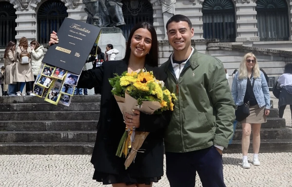 Vasco Sousa fez questão de estar ao lado da namorada, Joana Guise, na Bênçâo das Pastas