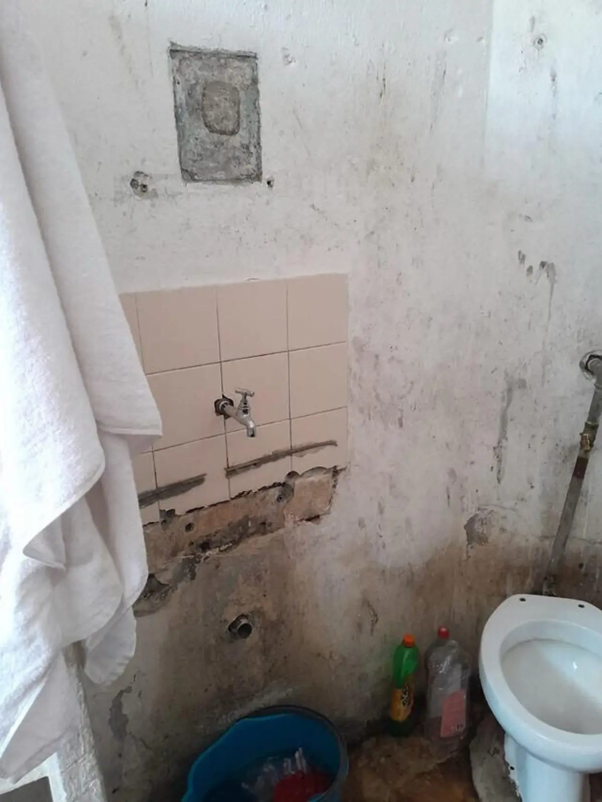 Cadeia de Lisboa é das que apresenta piores condições