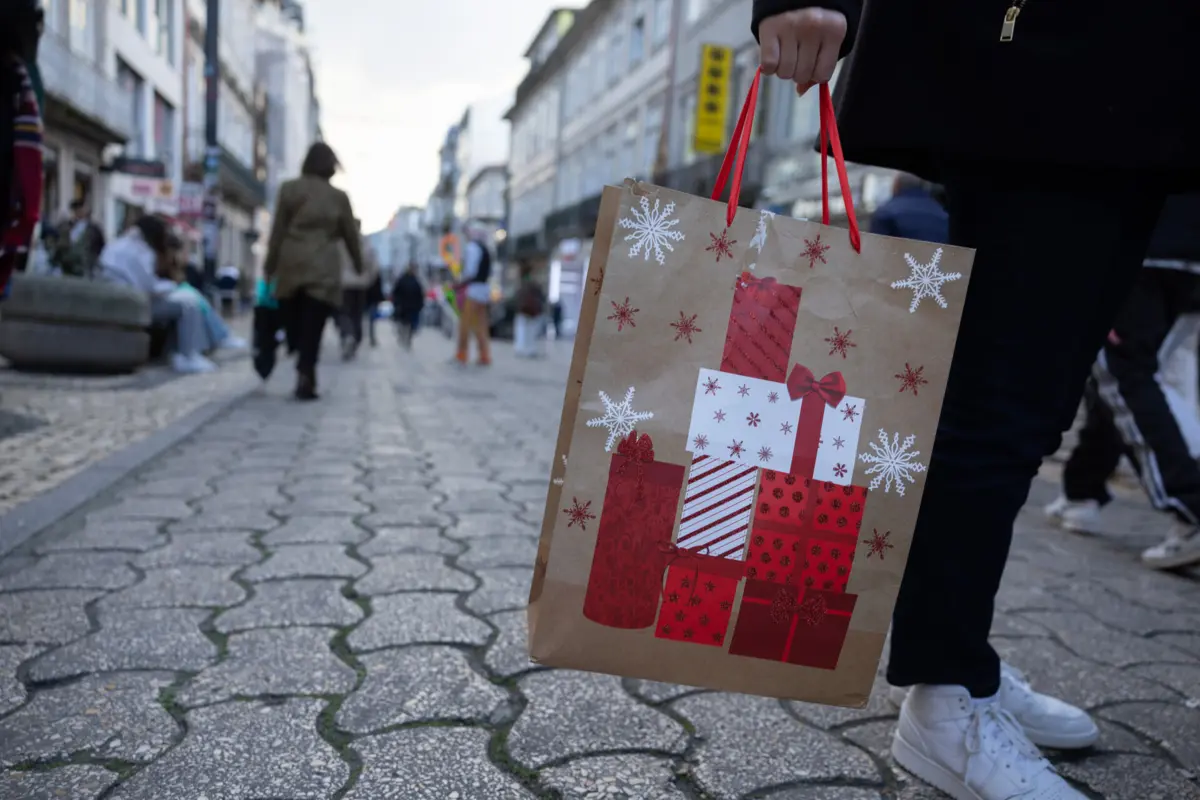 Portugueses deixam as compras para o último dia