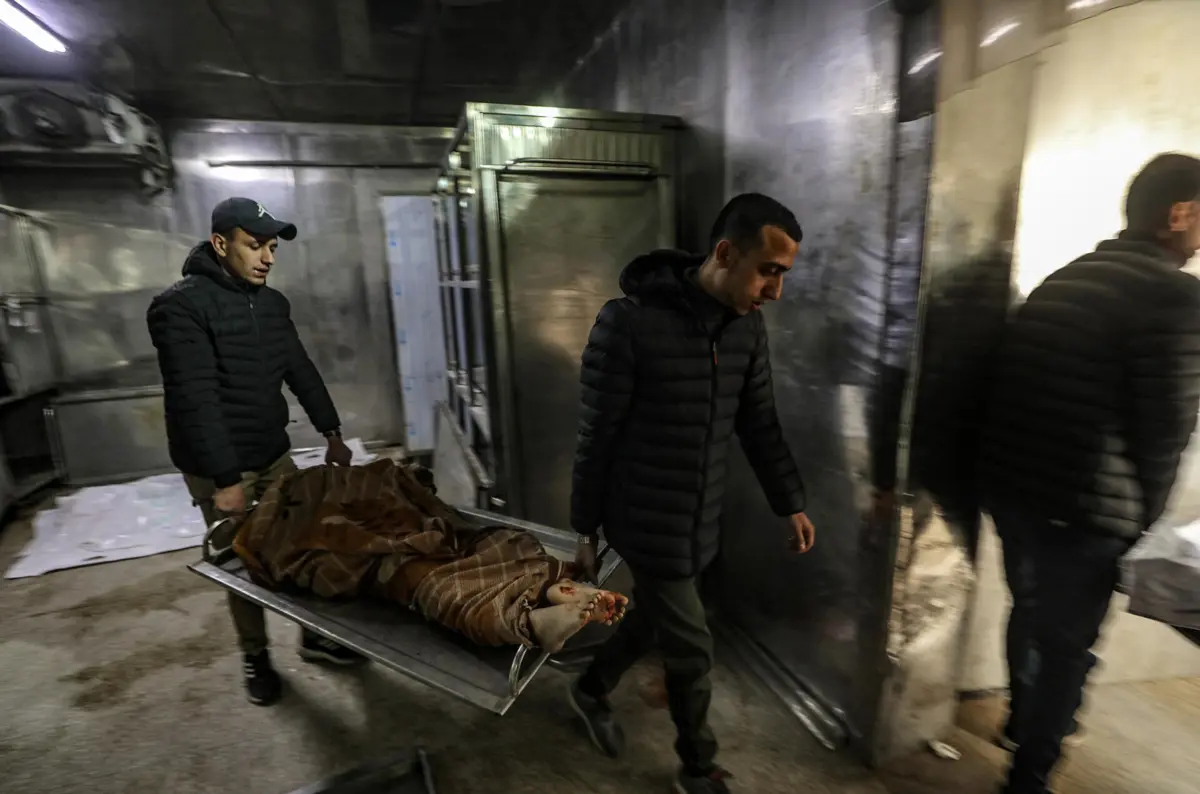 Vários dos 15 corpos "foram encontrados sem roupa"