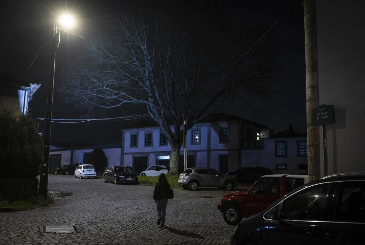 Estudantes mantêm contacto com a PSP e pedem reforço da iluminação à Câmara