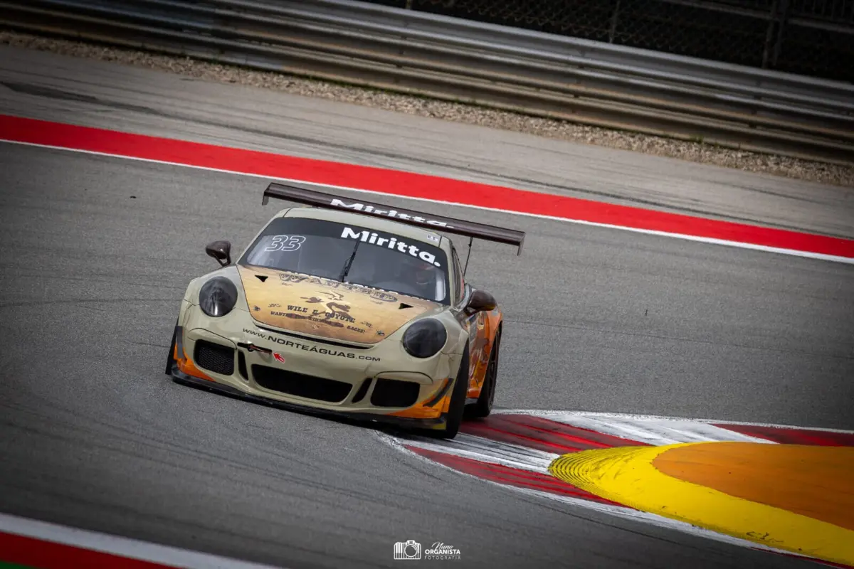 Piloto venceu etapa no Circuito de Valência