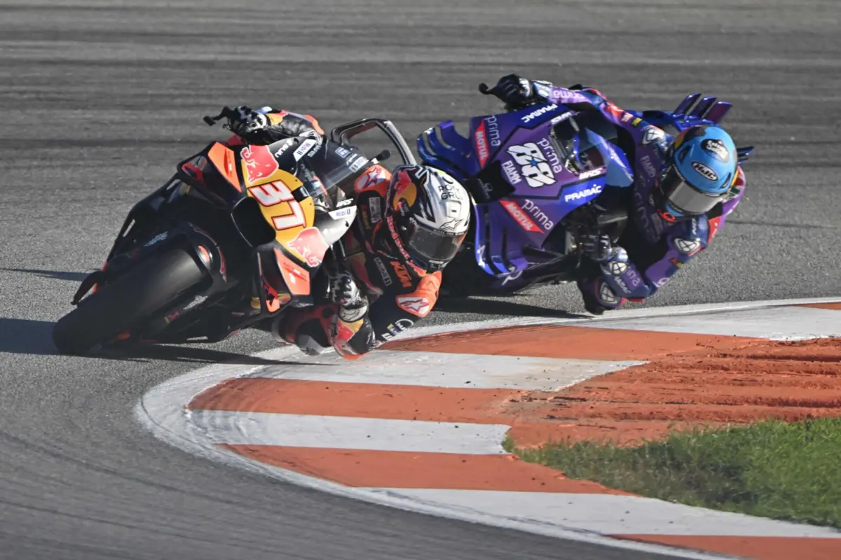 Falcão em ação pela última vez