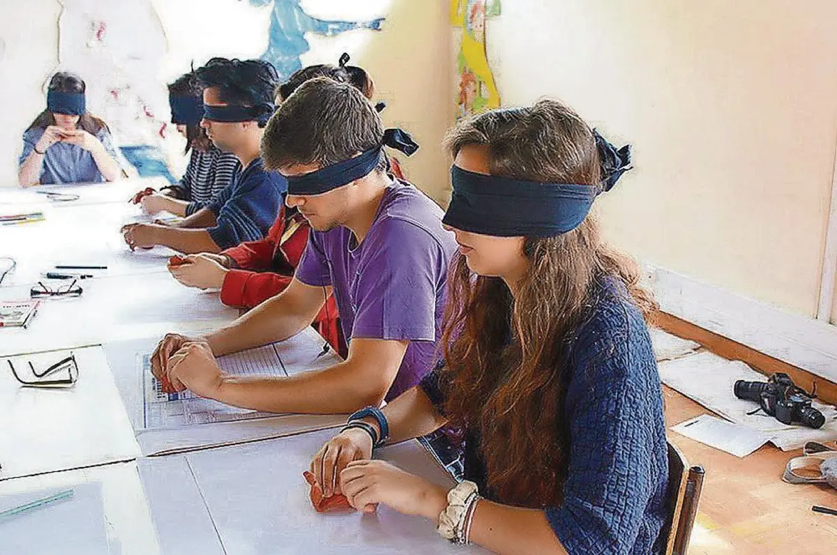 Oficina de Joana Rego desafia a apurar os sentidos