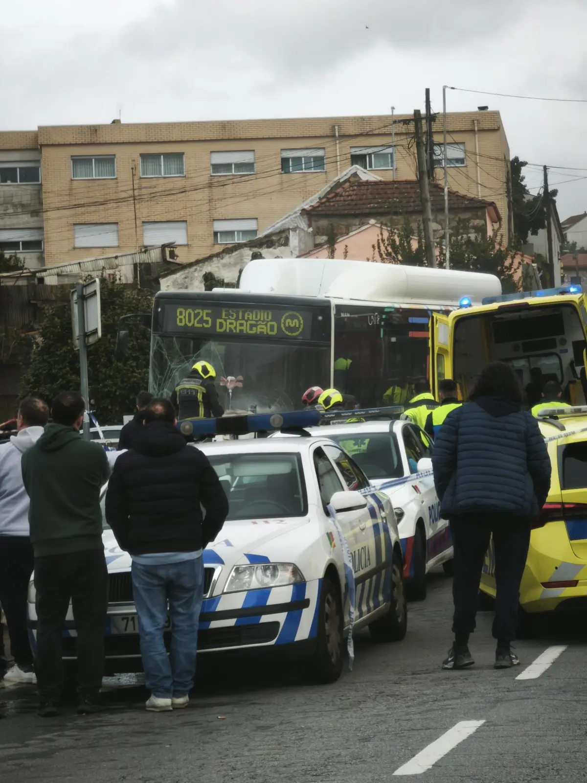 Imagem de contexto do artigo Duas pessoas atropeladas por autocarro em Rio Tinto ficam em estado grave