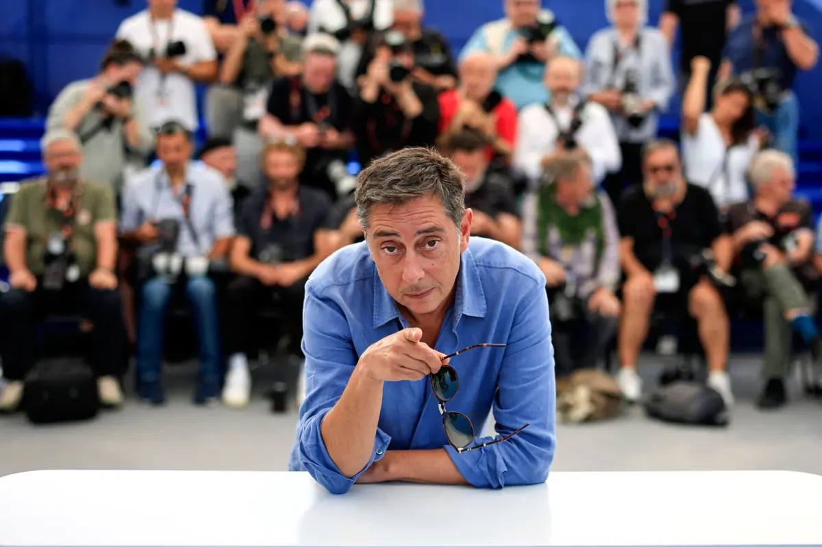 Miguel Gomes, de 52 anos, foi o primeiro português a vencer o prémio de Melhor Realizador no Festival de Cannes