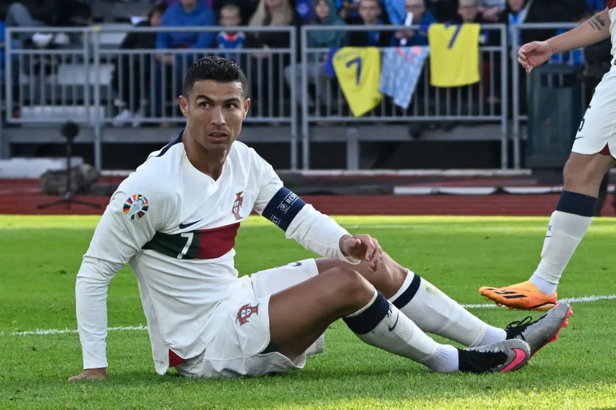 Ronaldo joga no Al Nassr