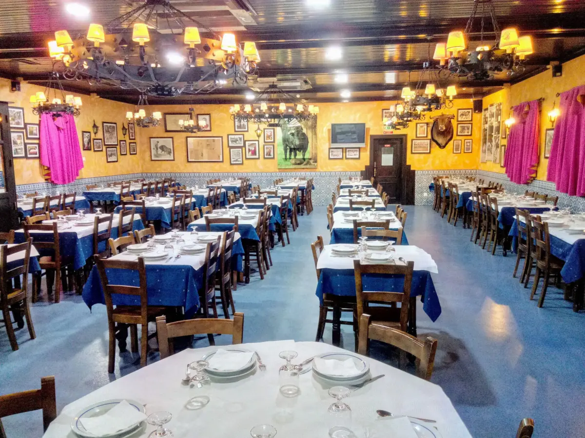 Restaurante O Toucinho.