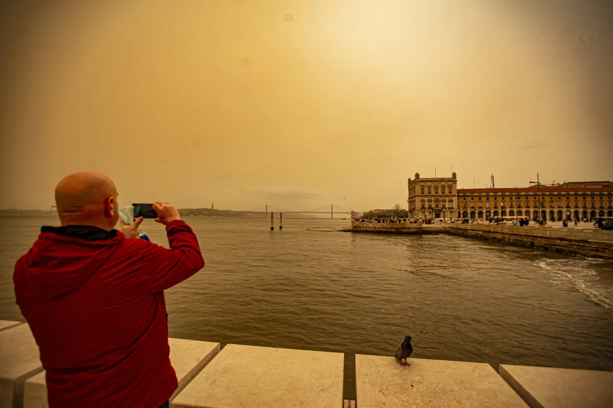 Imagem de contexto do artigo Há poeiras no ar: idosos e crianças devem evitar o exterior