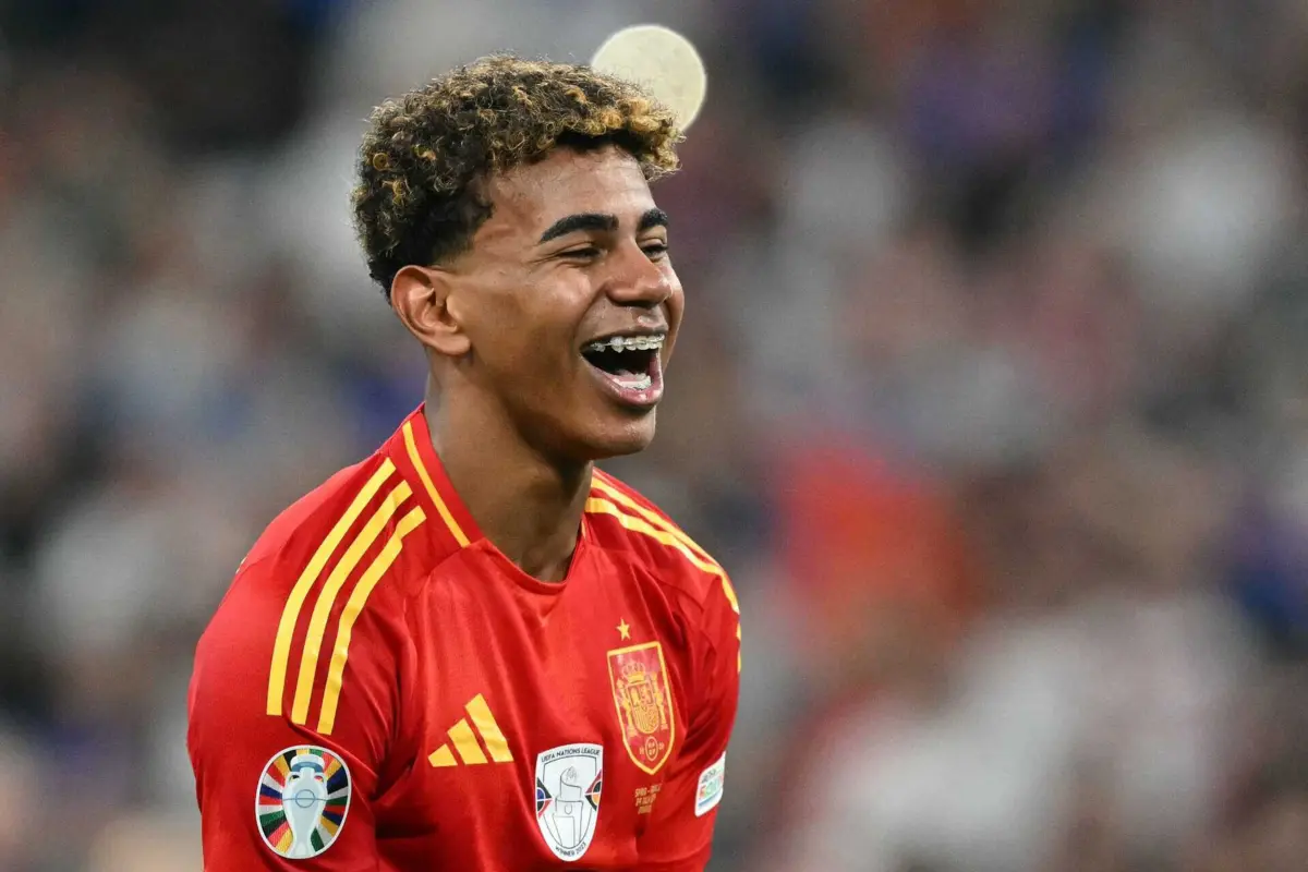 Yamal entrou para a história do futebol no Euro