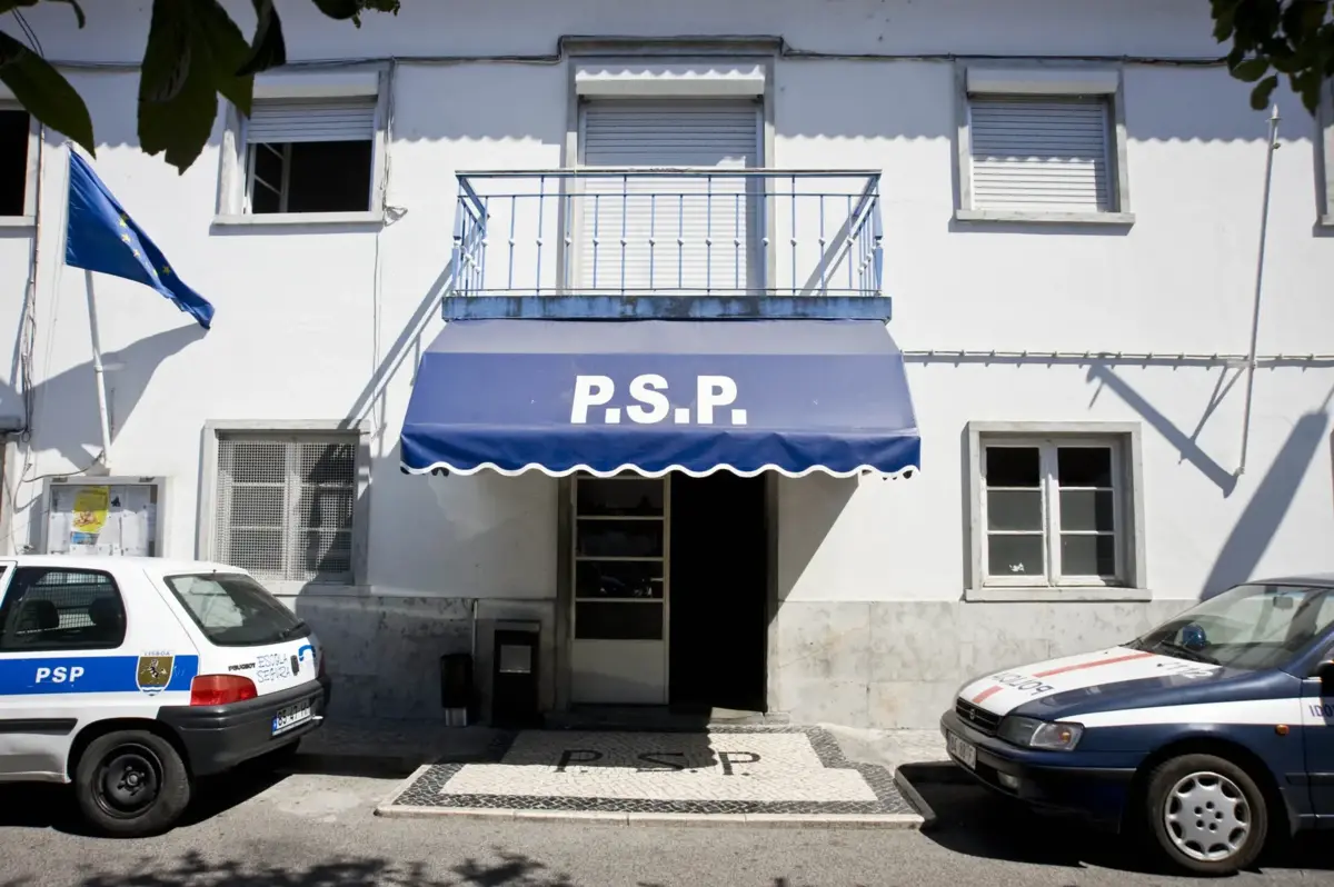 Entre as esquadras e postos inspecionados, apenas 33 têm zonas de detenção