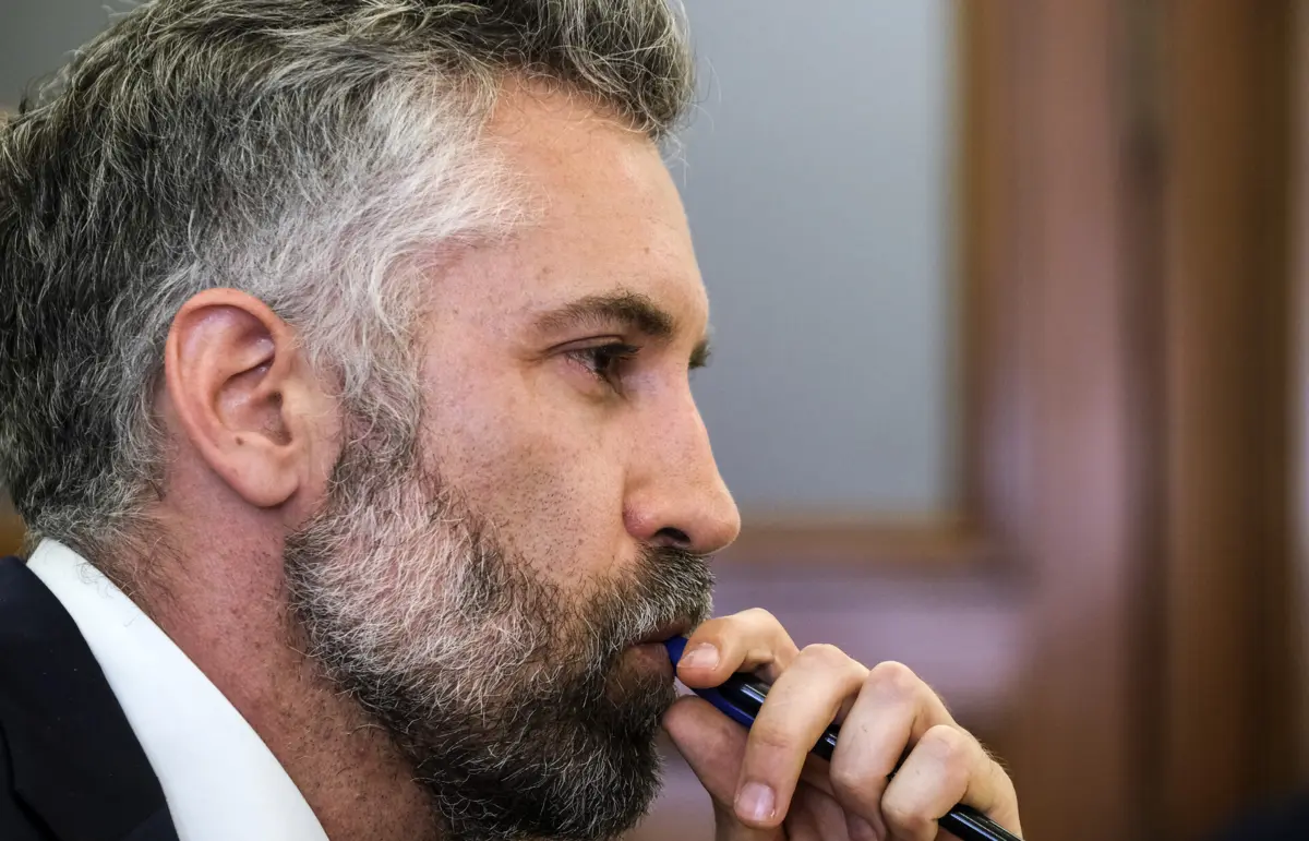 Pedro Nuno Santos conseguiu fazer aprovar aumento extra de pensões