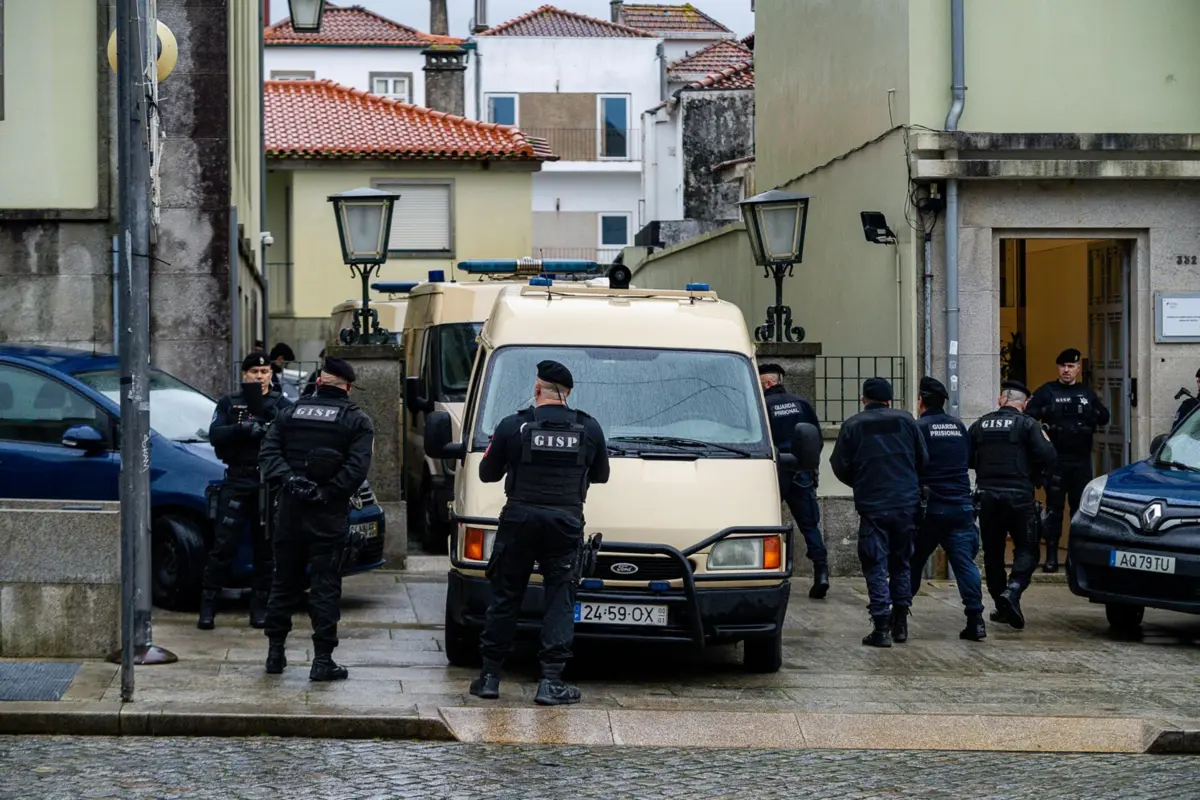 Julgamento em Viana rodeado de fortes medidas de segurança
