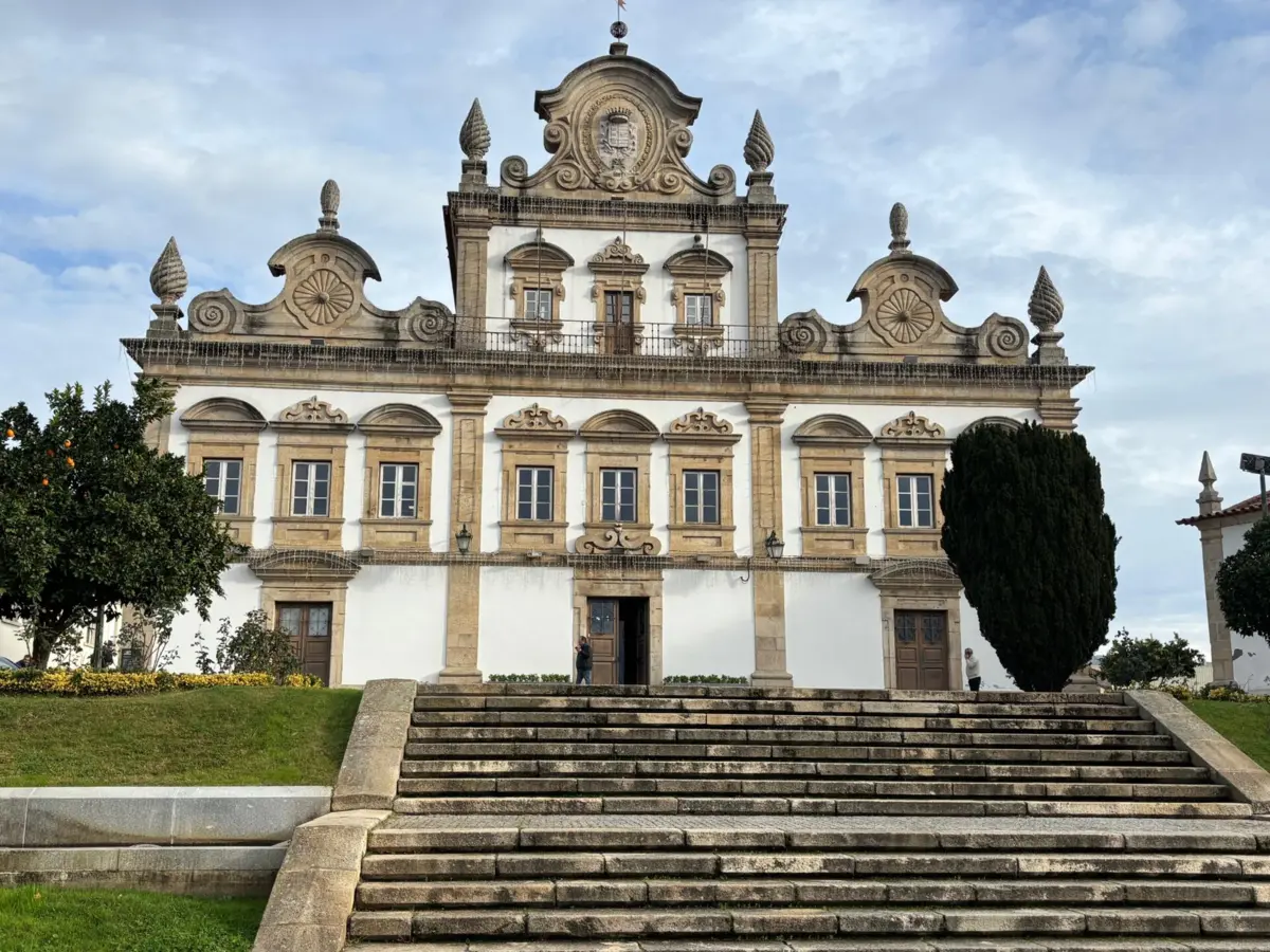 Do processo resultaram seis arguidos