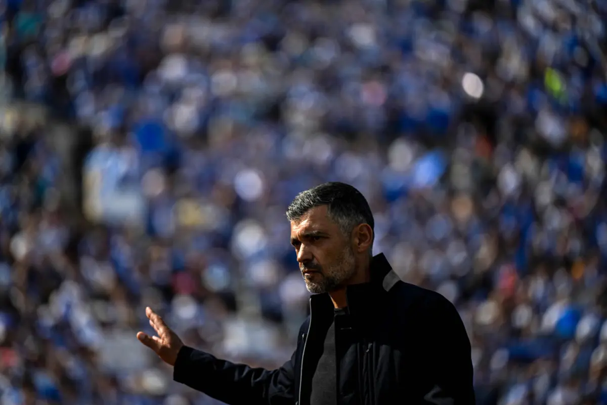 Sérgio Conceição vai estar no banco do F. C. Porto, na Supertaça