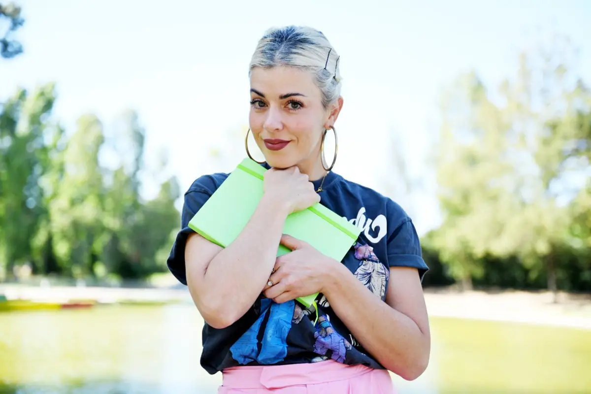 Mimicat lança uma nova música em setembro. Com "Ai coração" venceu o Festival RTP da Canção de 2023 e representou Portugal na Eurovisão. Em 2024, apresentou "Peito", o seu terceiro álbum